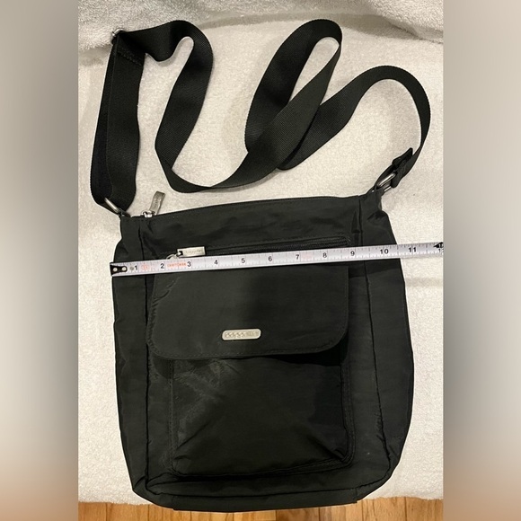 Medium size Baggallini hand back charcoal, gray color - Picture 6 of 6